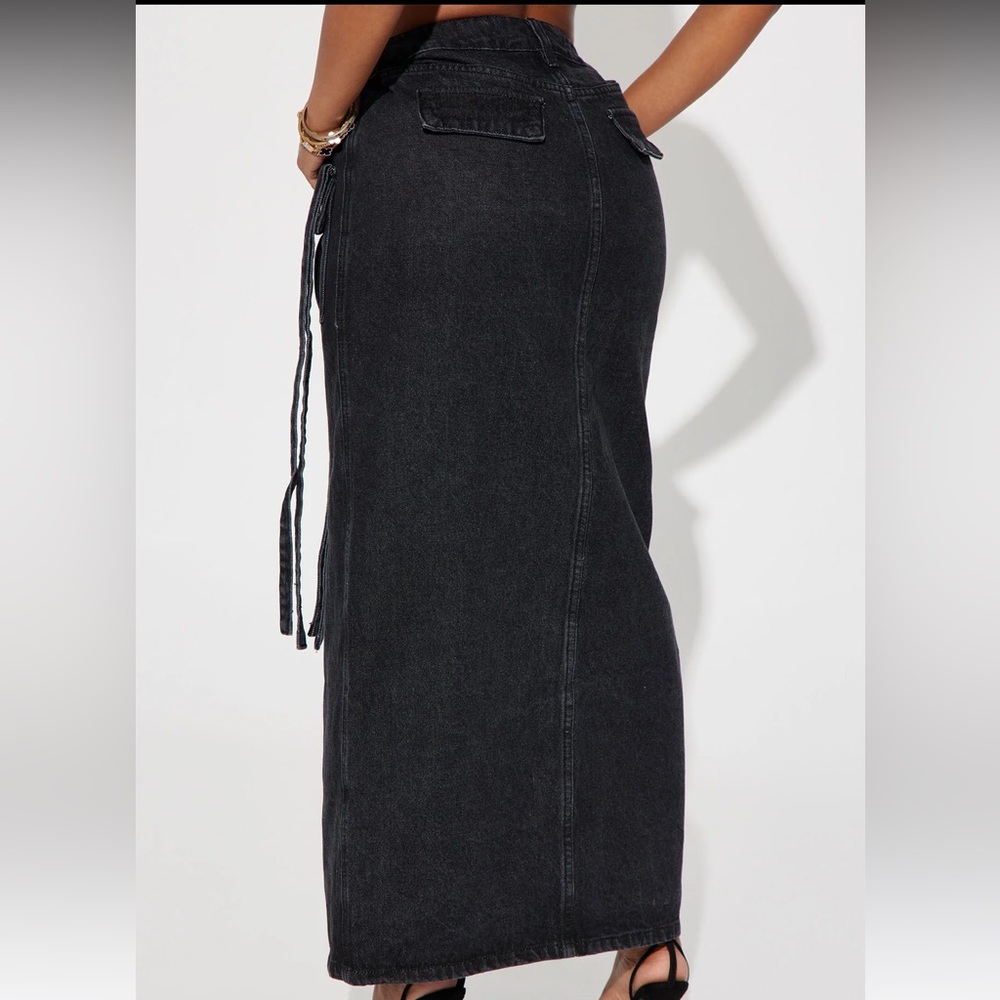 Strung out denim Maxi skirt - Picture 2 of 5